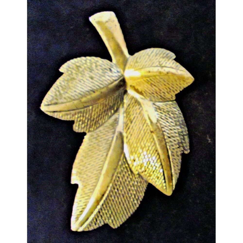 Vintage Sterling Silver Signed Leaf Shaped Brooch Pin Women's Jewelry